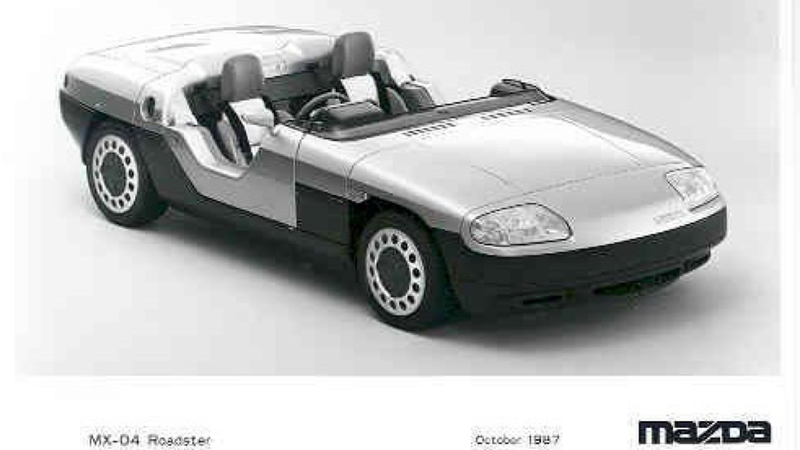 Illustration for article titled The Mazda MX-04 Concept Would Have Been A Very Strange Miata